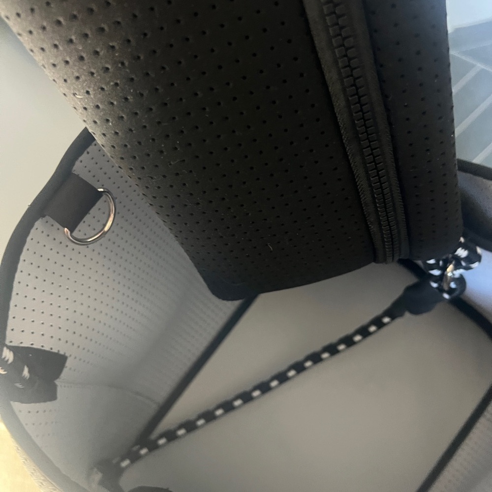 Popups Everyday Tote - Basic Black - image 5